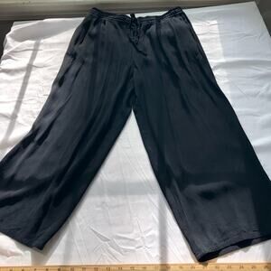 Vince womens M black elastic waist pull on wide leg cropped culottes pants